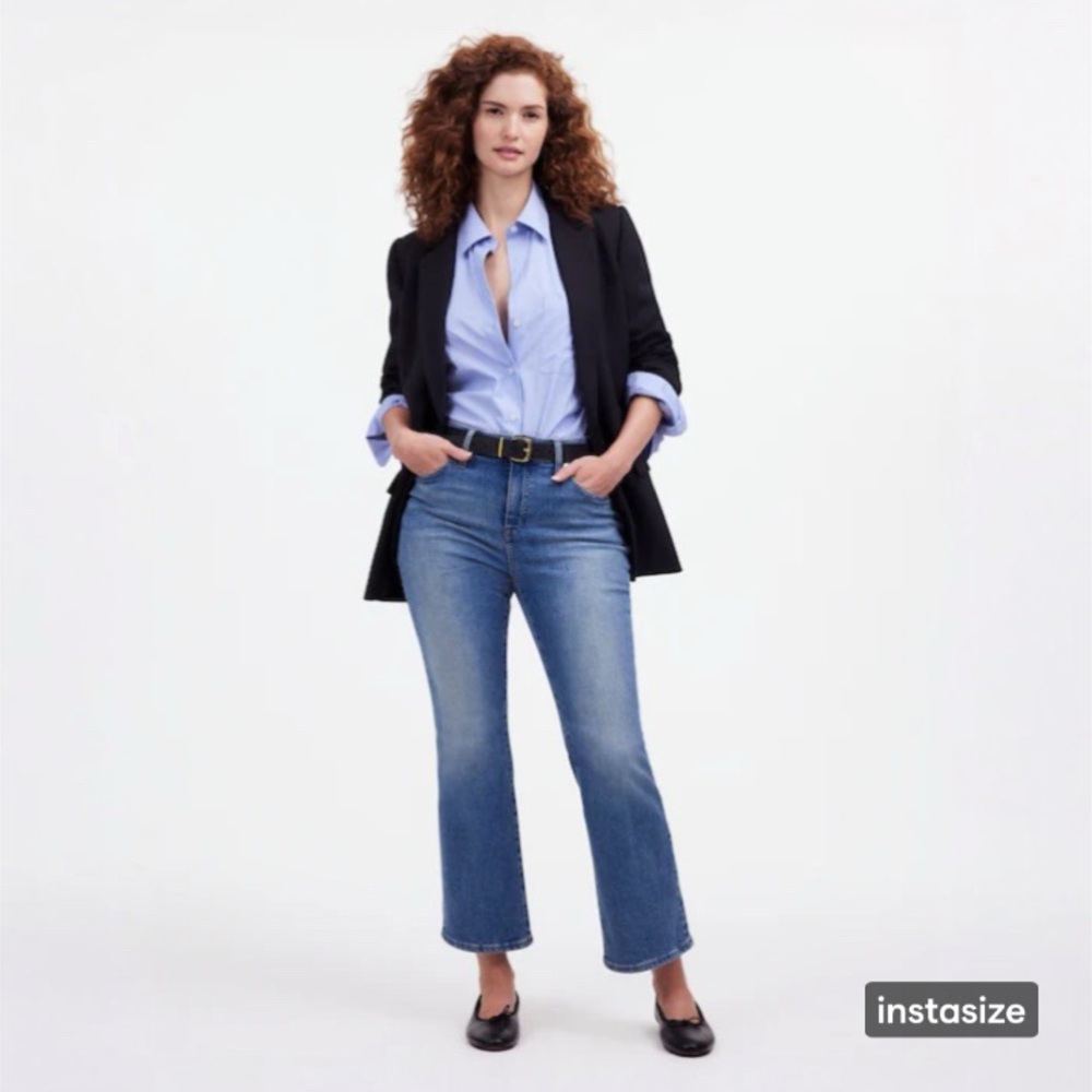 MADEWELL “CURVY KICK OUT” MID-RISE, CROP JEAN. WOMEN’S SIZE 23.